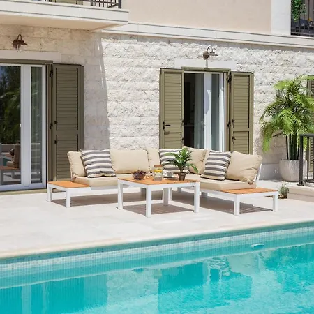 Villa Mirta Bol Exterior foto