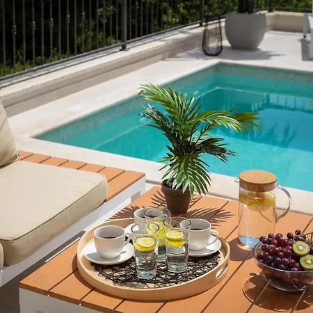 Villa Mirta Bol Zimmer foto