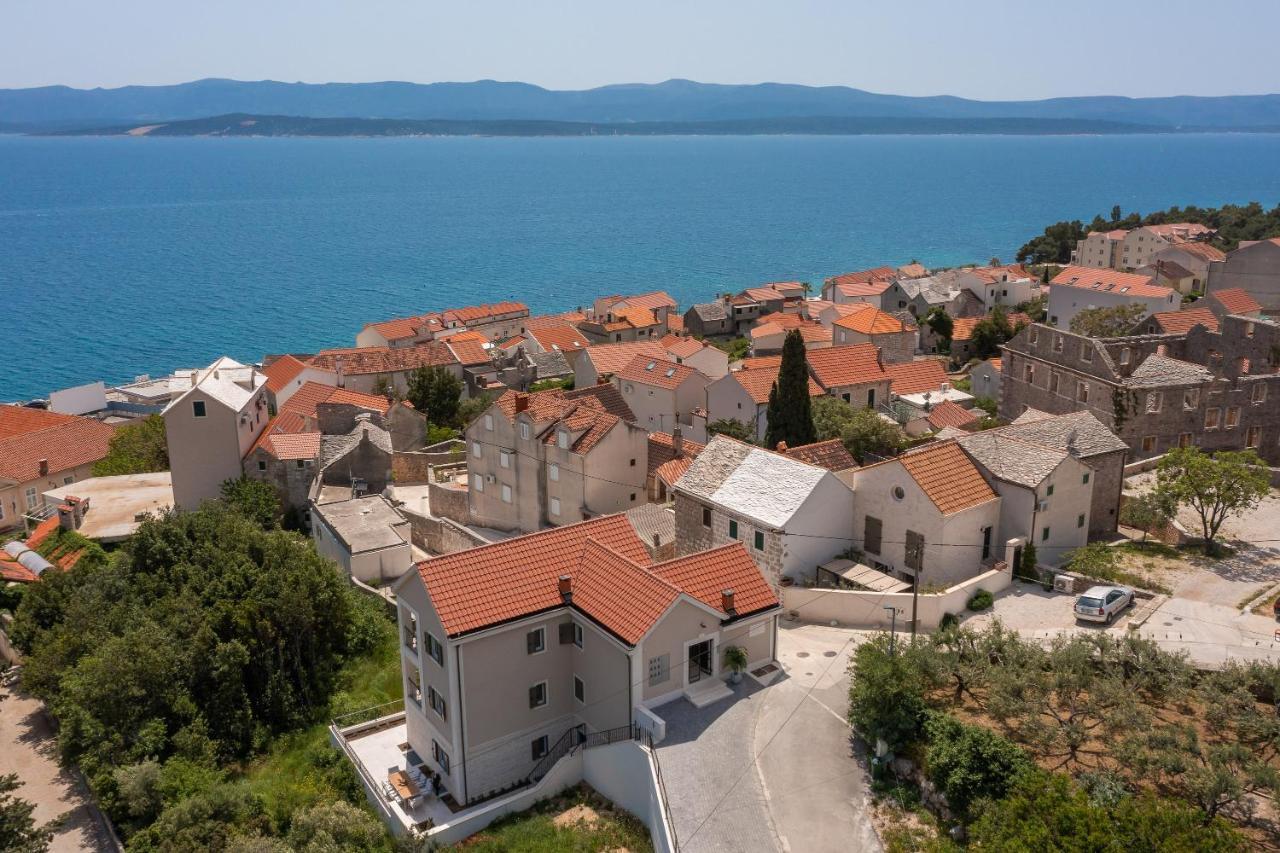 Mirta Apartment